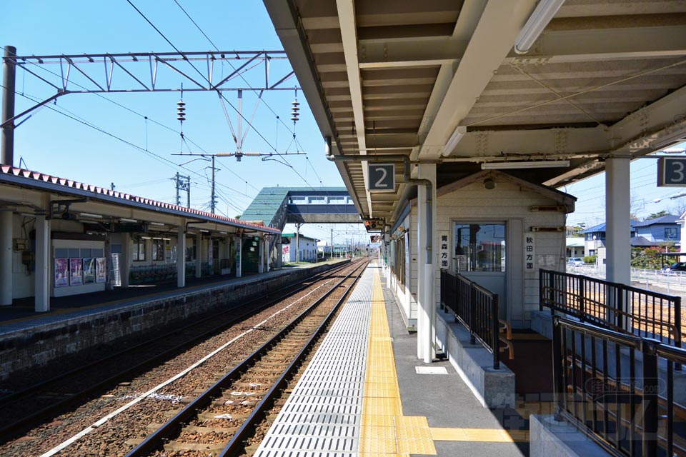 JR追分駅ホーム(JR奥羽本線)