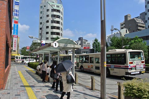 府中駅バス停写真画像