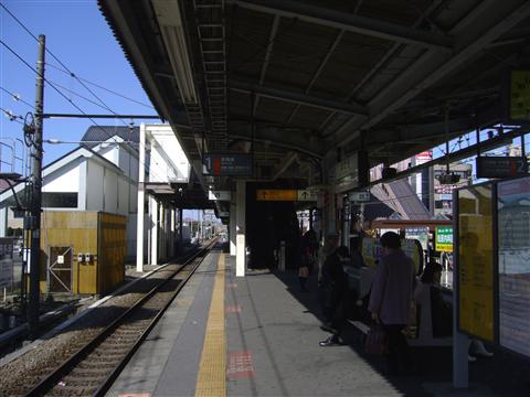 JR羽村駅ホーム(JR青梅線)写真画像
