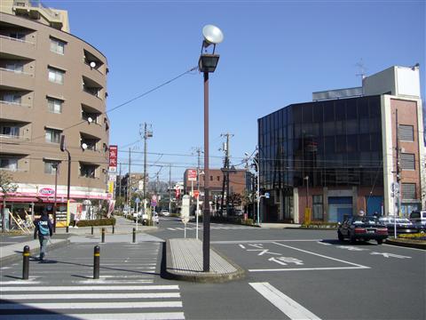 JR羽村駅東口前写真画像