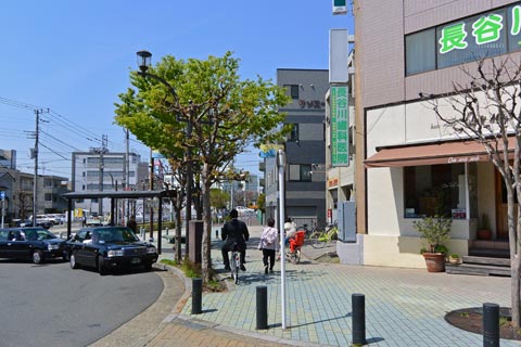 小田急和泉多摩川駅北口前写真画像