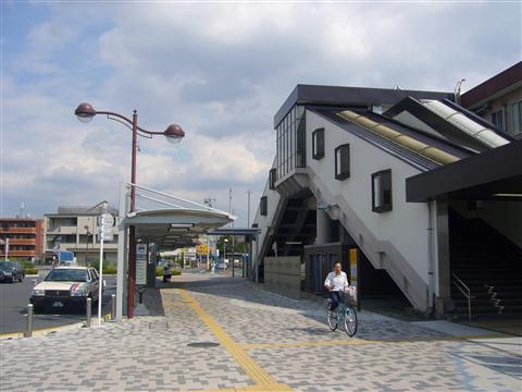 JR中神駅北口写真画像