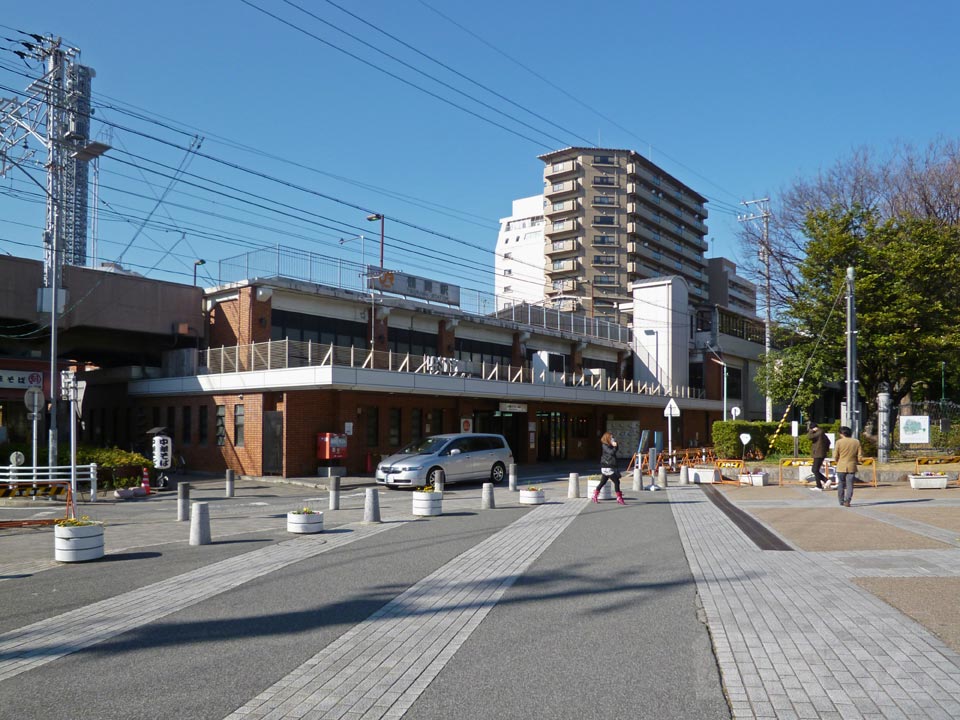 JR鶴舞駅東口前
