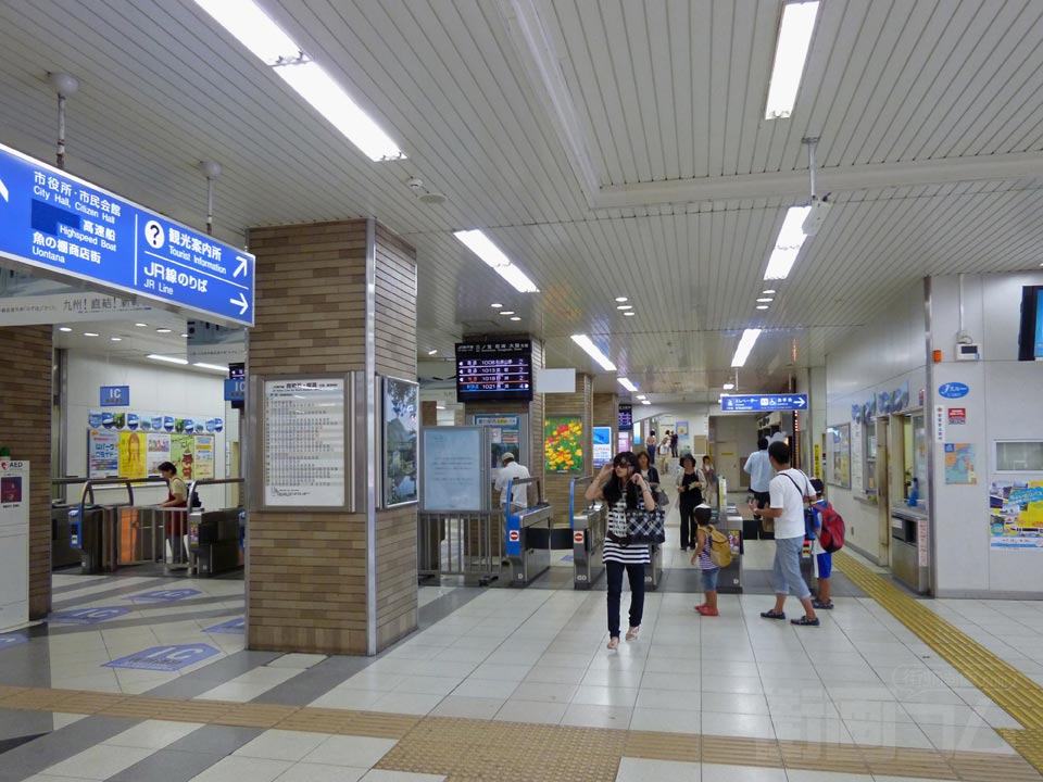 JR明石駅改札口