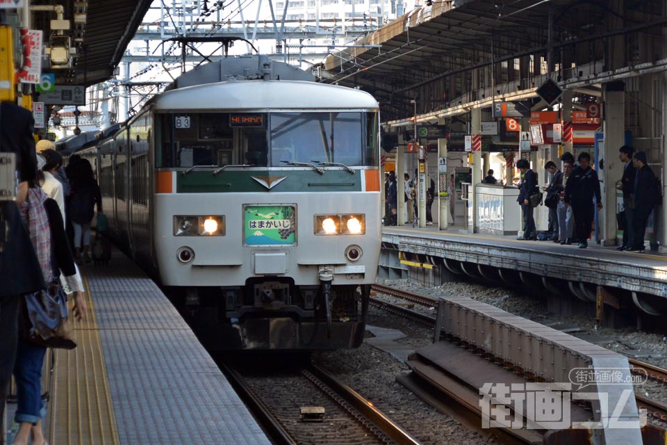 横浜線に特急はあるの？