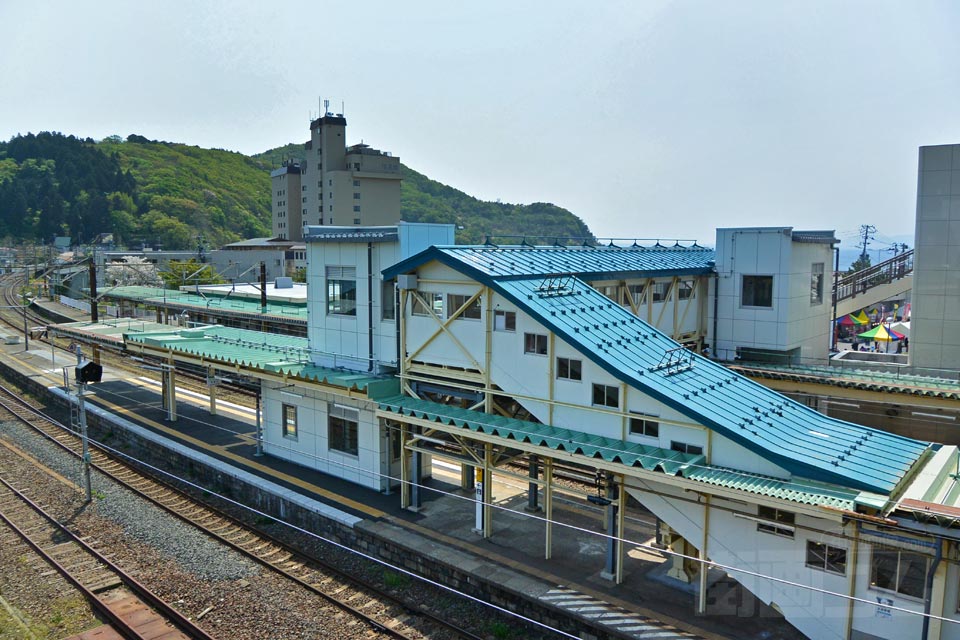 ゆうやけ橋から浅虫温泉駅