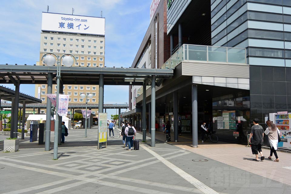 JR弘前駅中央口前