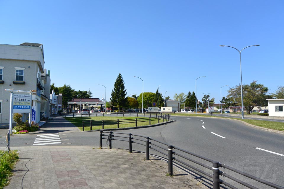 三沢基地前