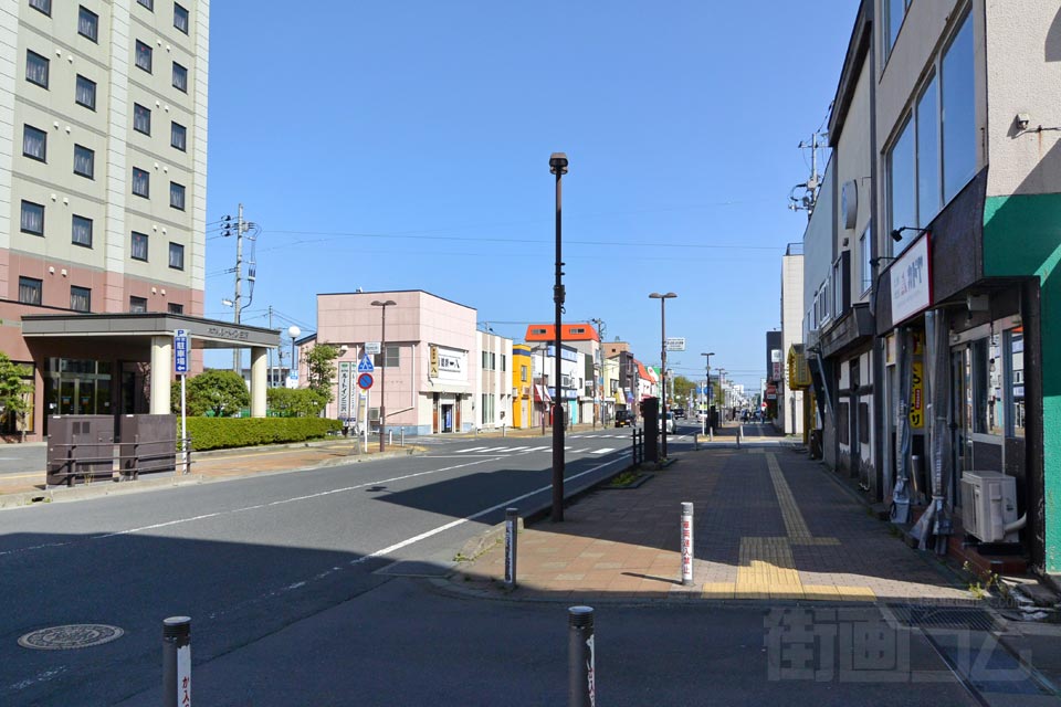 三沢市中央町