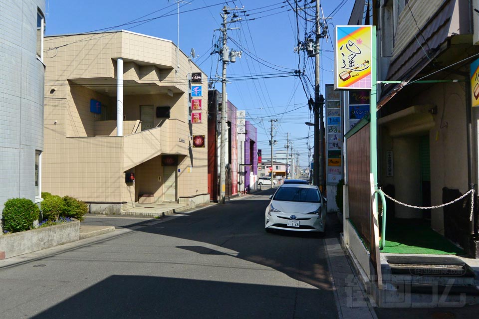 三沢市中央町