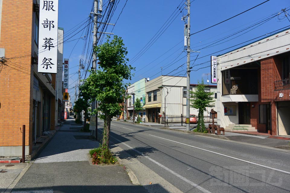 穀町通り(釜石街道)