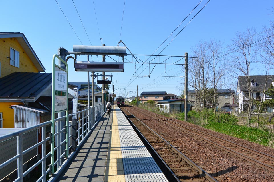 JR上飯島駅ホーム(JR奥羽本線)