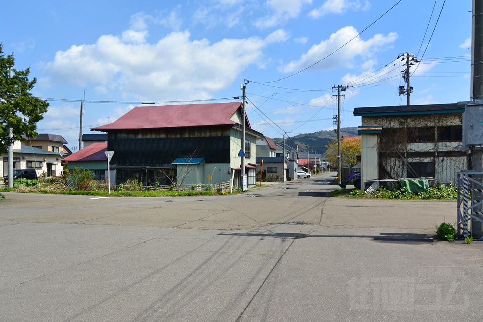 JR扇田駅前