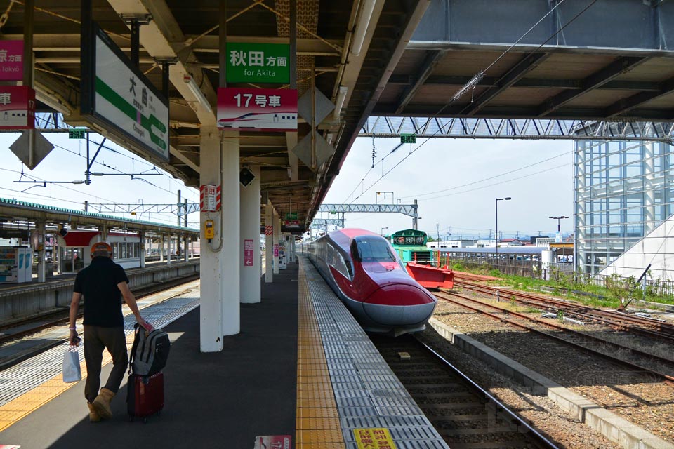 JR大曲駅ホーム(JR秋田新幹線)