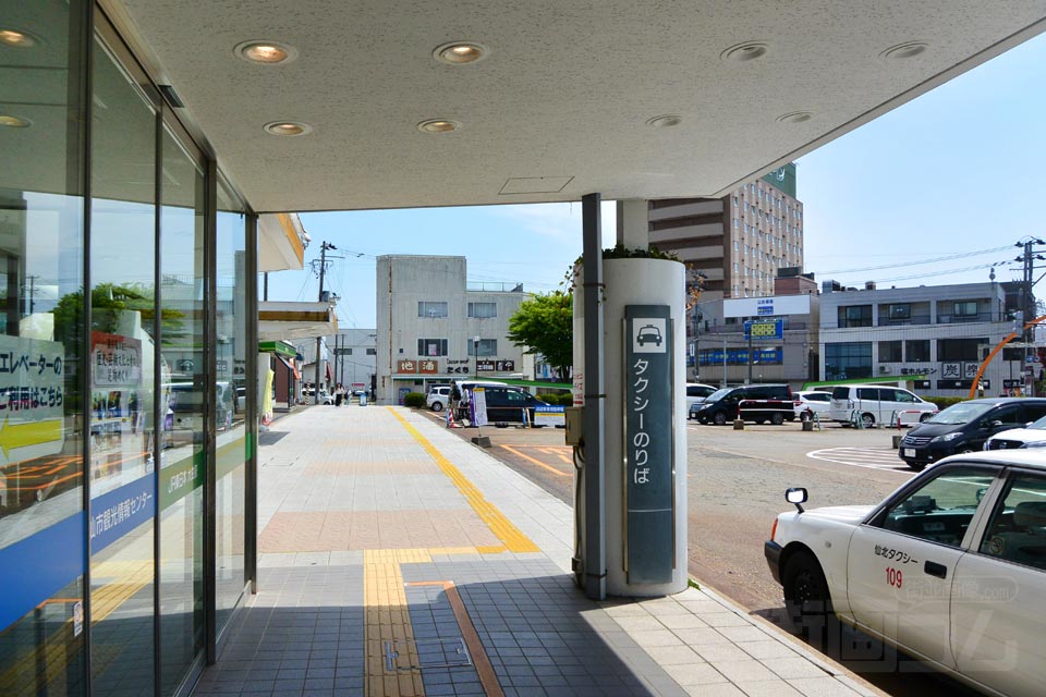 大曲駅西口タクシーのりば