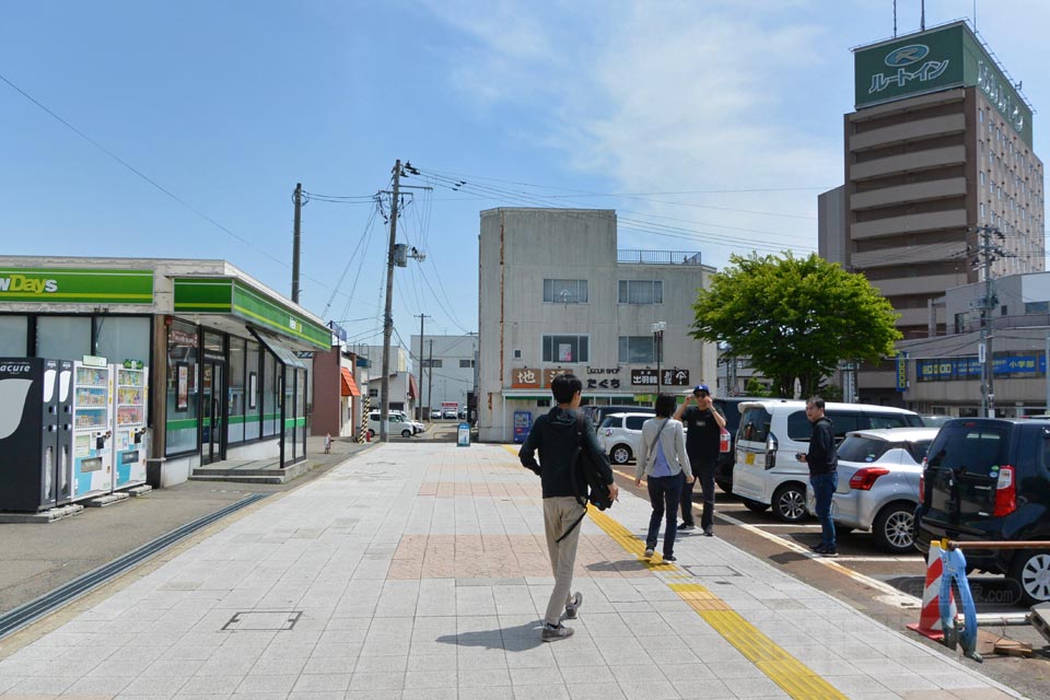 JR大曲駅西口前