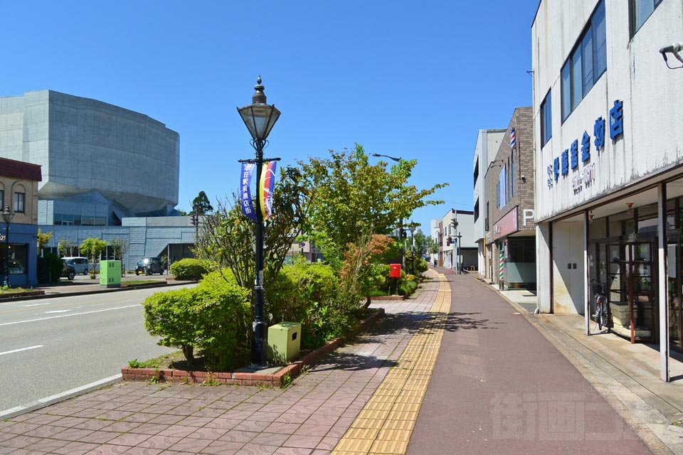 本荘駅前商店街