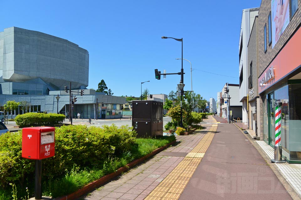 本荘駅前商店街