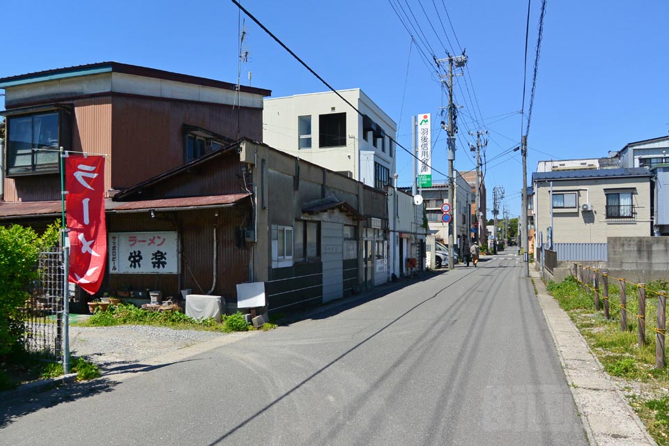 由利本荘市谷地町