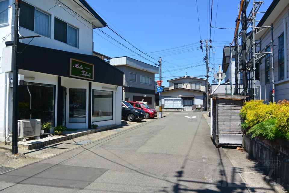 由利本荘市東町
