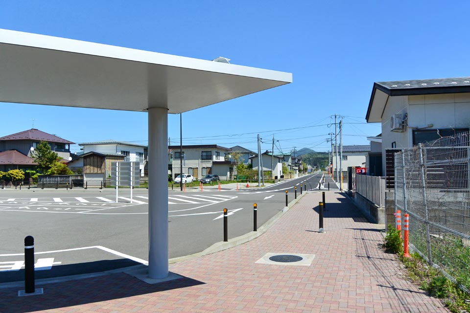 JR・由利高原鉄道羽後本荘駅東口