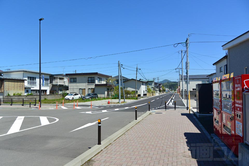 JR・由利高原鉄道羽後本荘駅東口