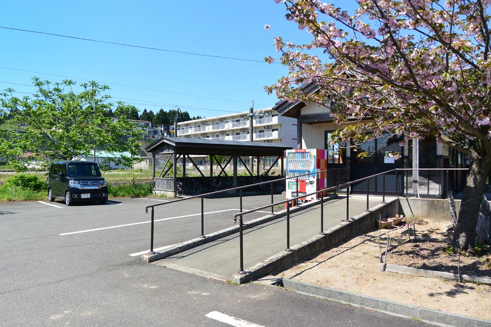由利高原鉄道薬師堂駅