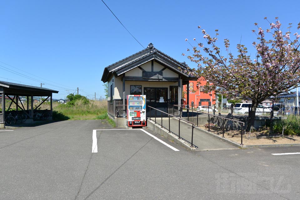 由利高原鉄道薬師堂駅