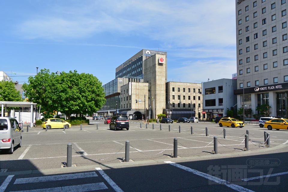 JR横手駅東口前