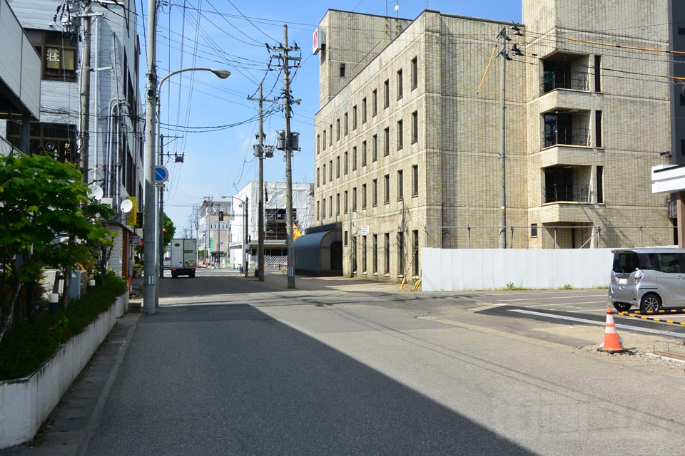 横手市駅前町