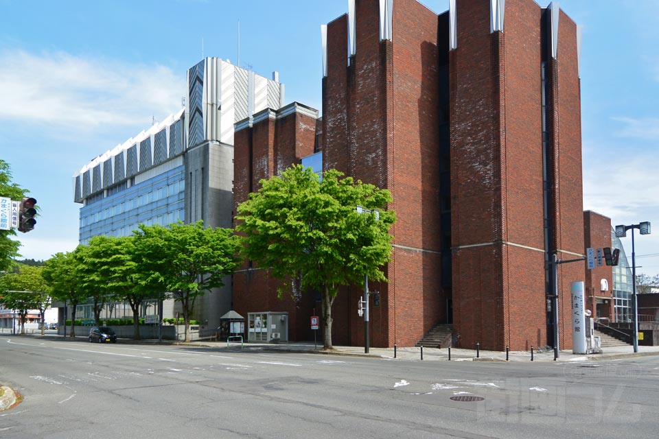 横手市役所本庁舎・かまくら館