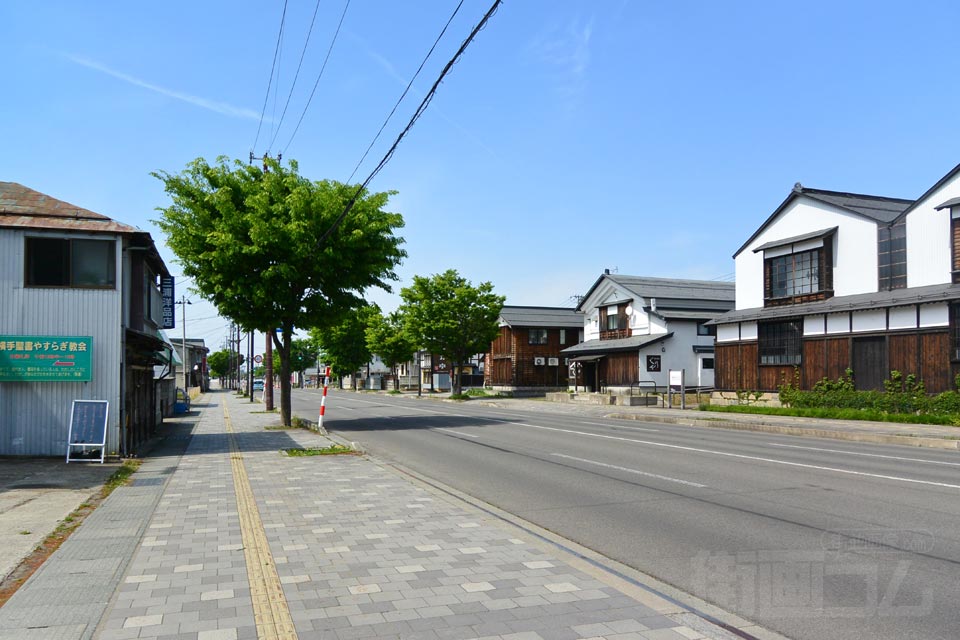 けやき大通り（秋田県道272号線）