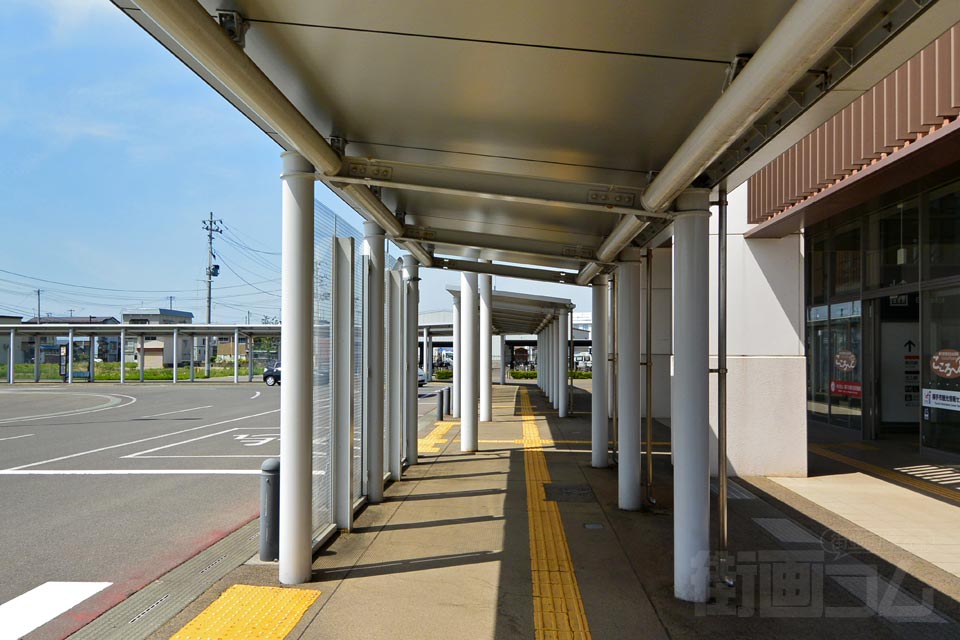 JR横手駅西口前