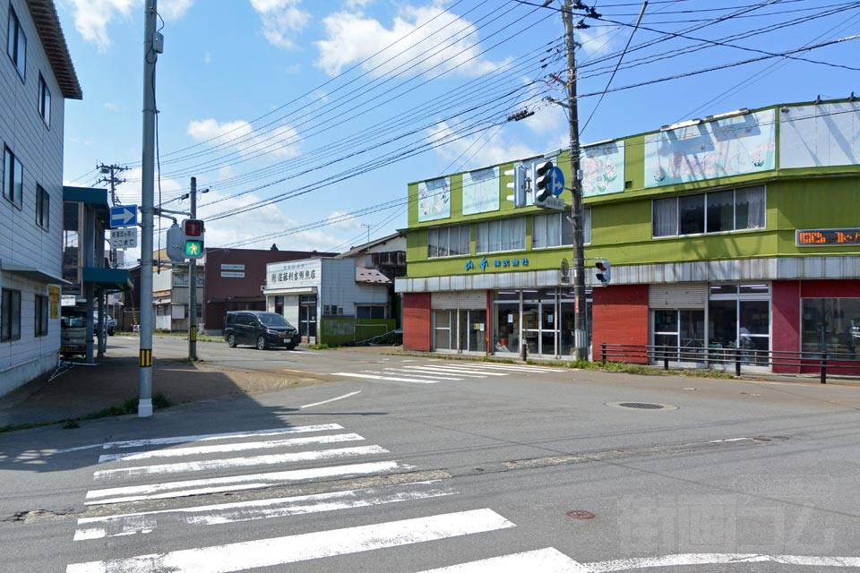 鶴岡市本町