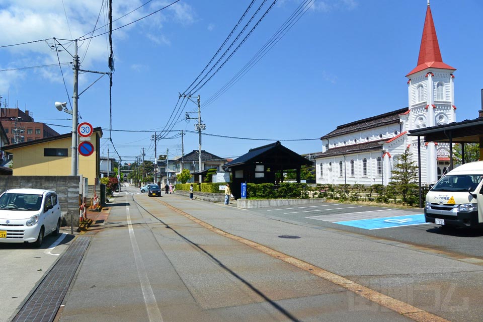 鶴岡市馬場町