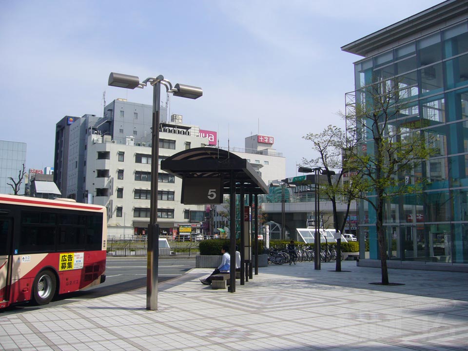 JR山形駅東口前