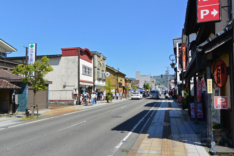 七日町通り（国道252号線）