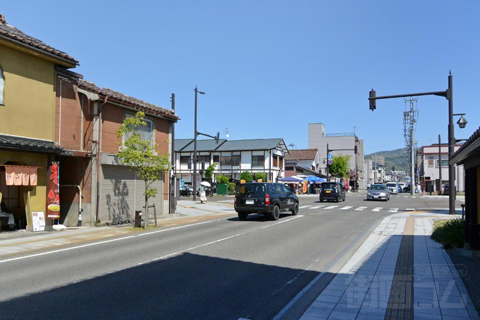 七日町通り（国道252号線）