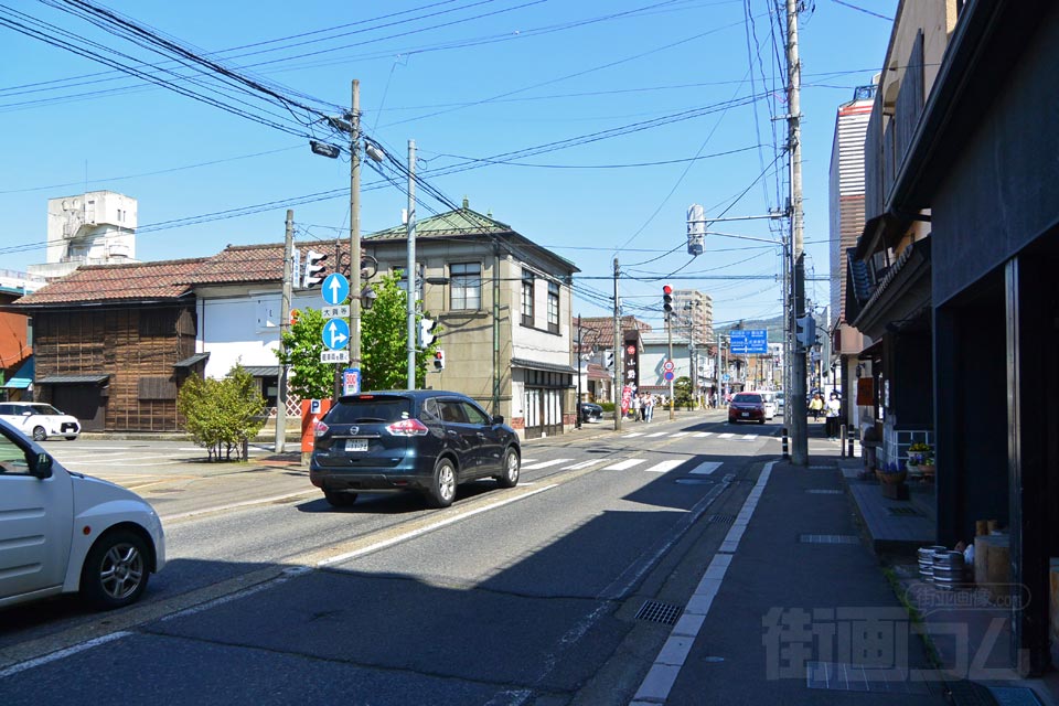 七日町通り（国道252号線）