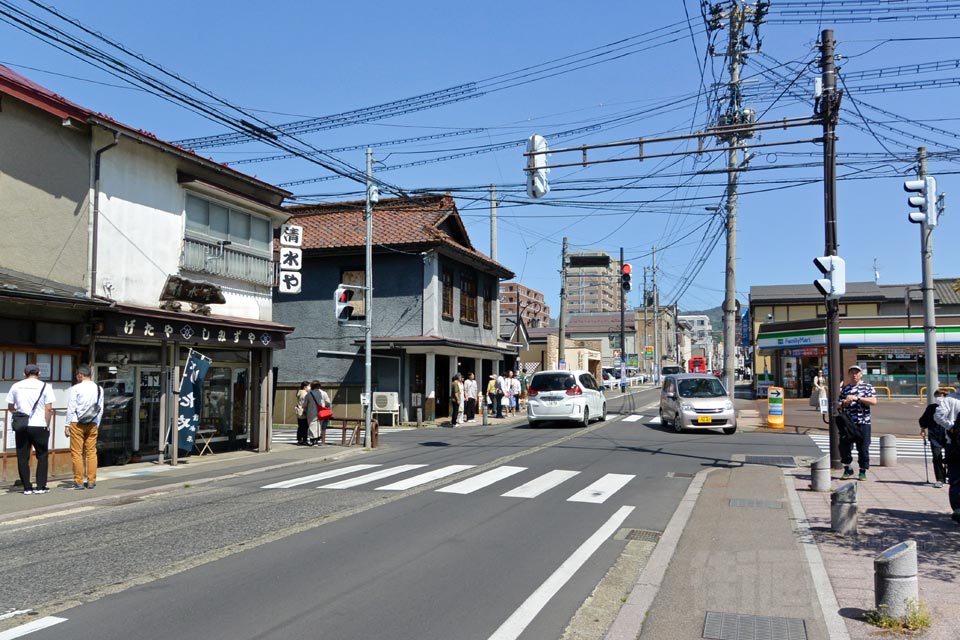 七日町通り（国道252号線）