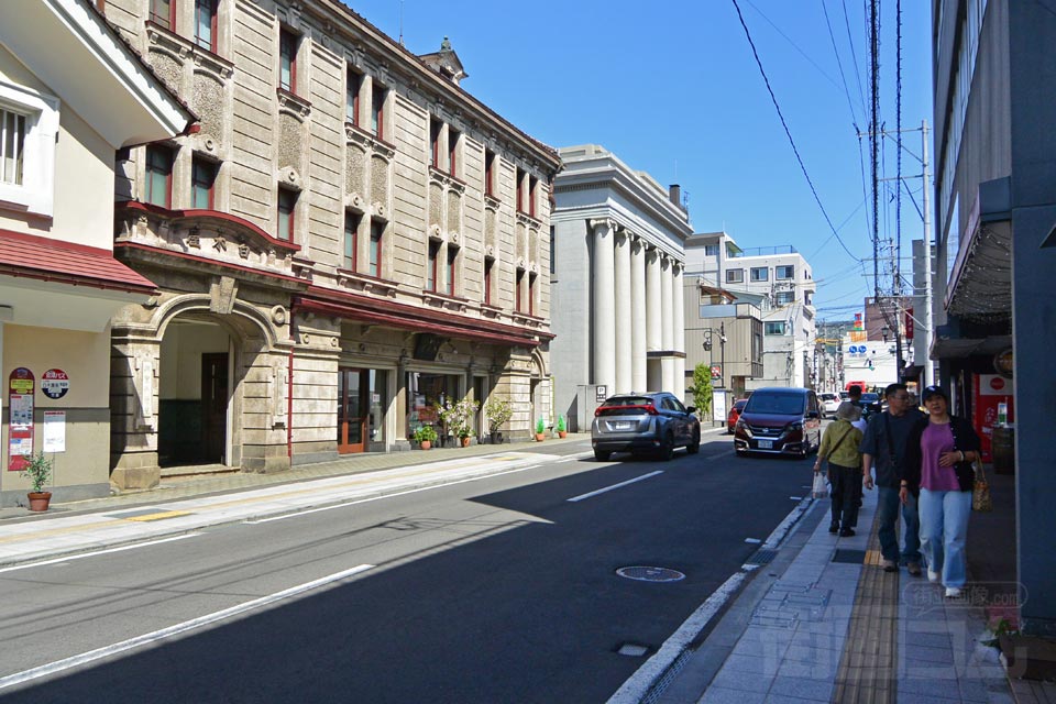 七日町白木屋前バス停