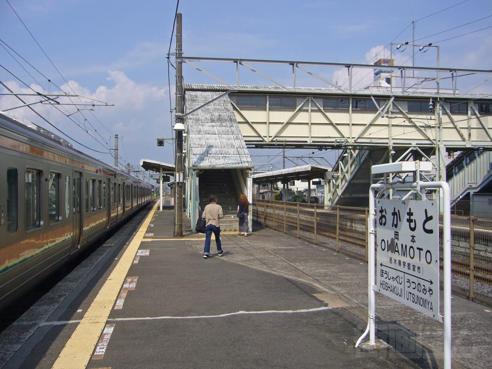 JR岡本駅ホーム(JR宇都宮線)