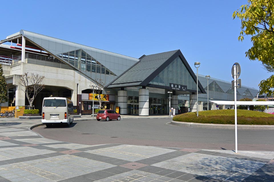 東武・JR栃木駅南口前