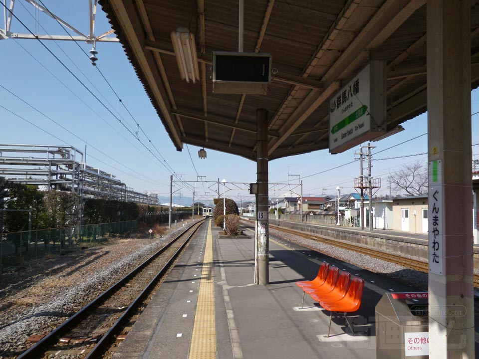JR群馬八幡駅ホーム(JR信越本線)写真画像