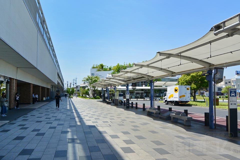 東武太田駅北口前