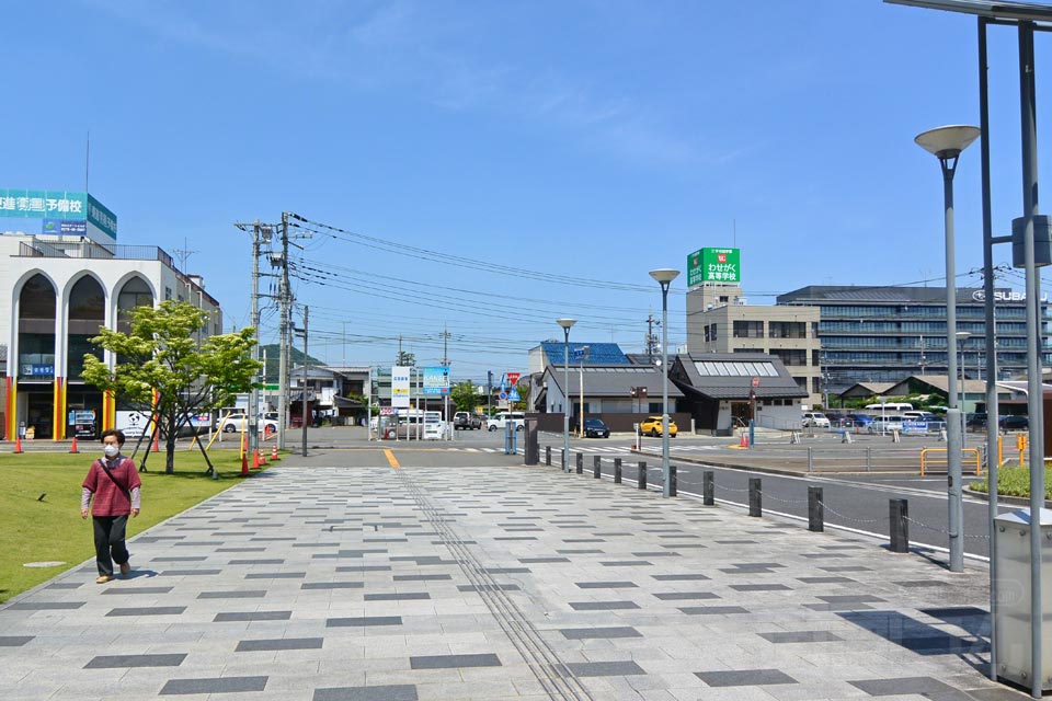 東武太田駅北口前