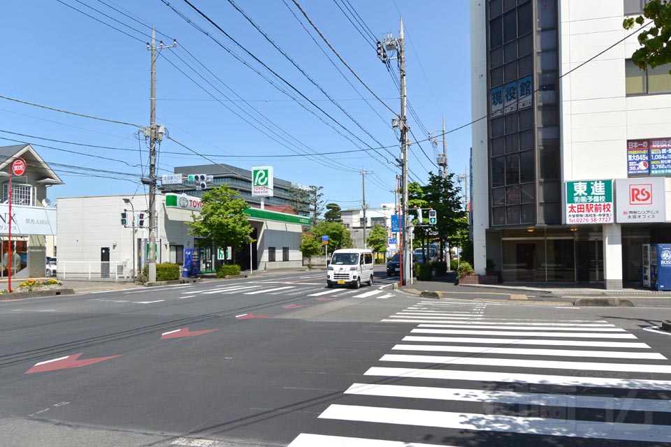 太田駅入口交差点