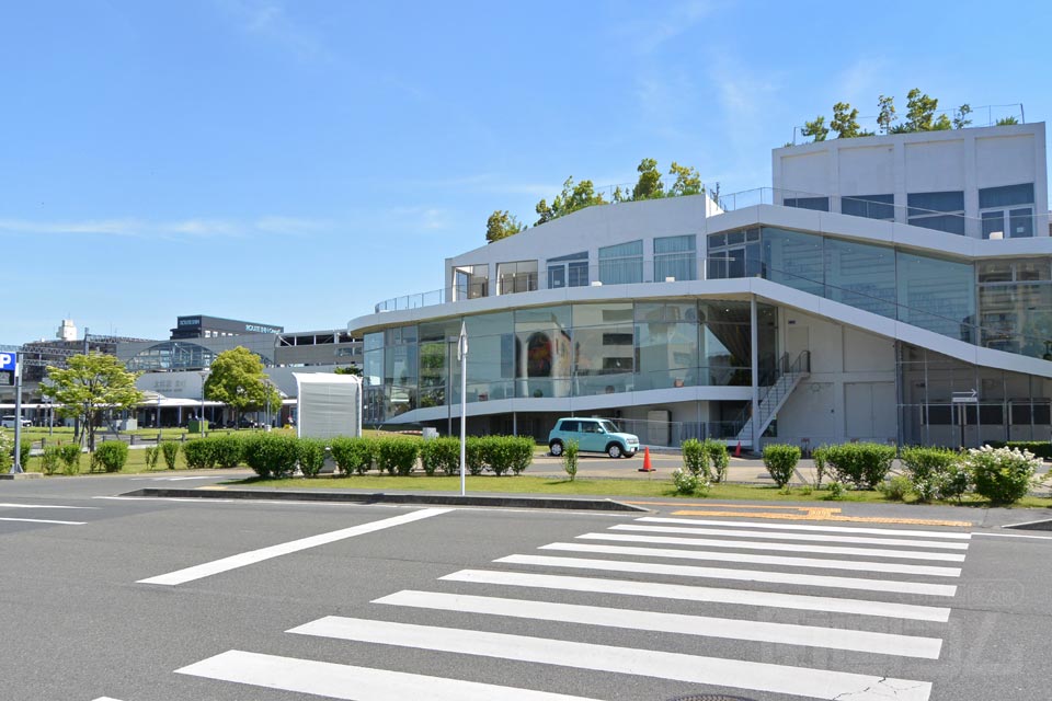 太田市美術館・図書館