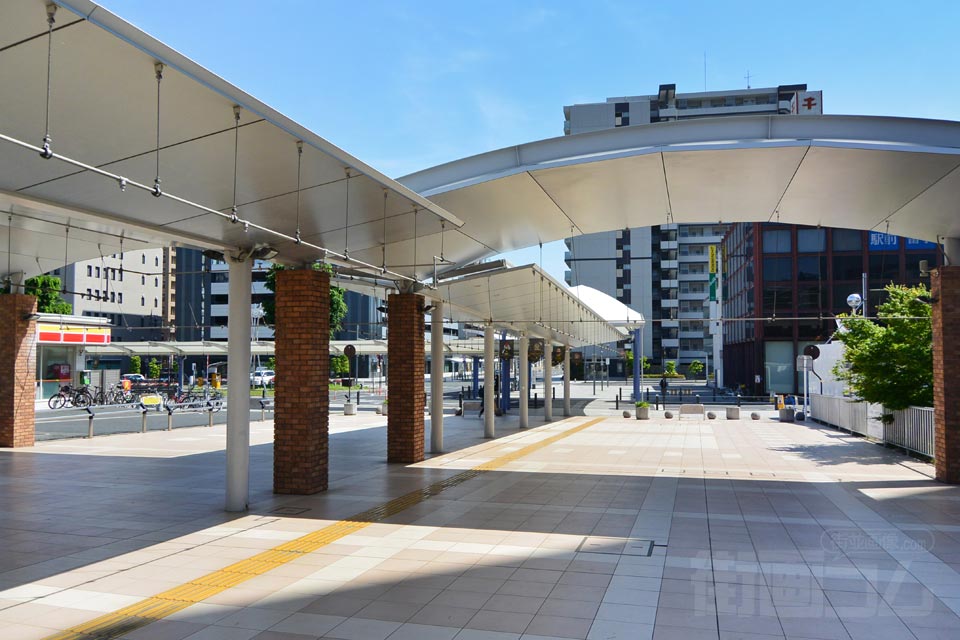 東武太田駅南口前