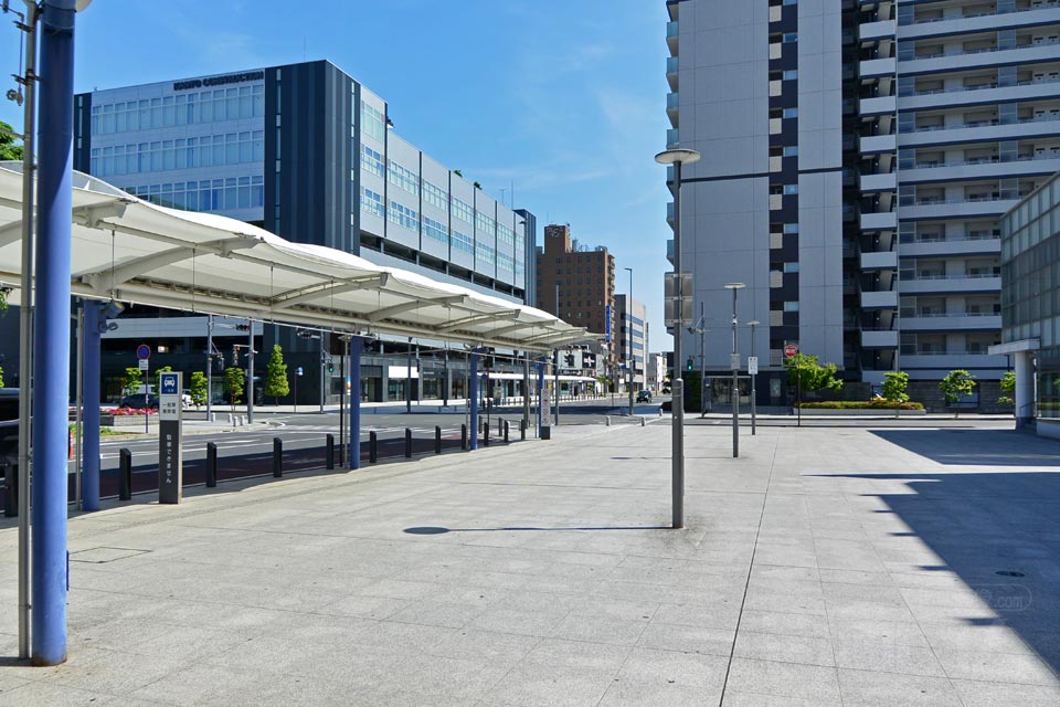 東武太田駅南口前